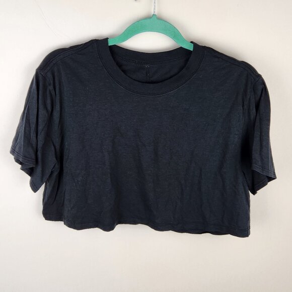 lululemon athletica Tops - Lululemon All Yours Crop Short Sleeve Tee Black sz 6?